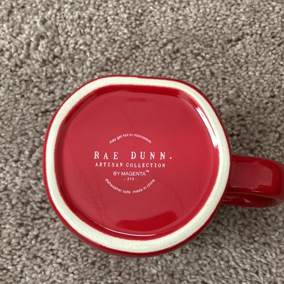 Rae Dunn Merry Christmas Mug - Picture 4 of 4